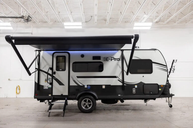 The Best Single Axle Campers of 2025 | Camping World Blog