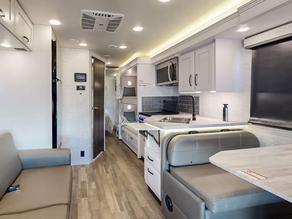 Jayco-Greyhawk-31F-2025-wideinteriorliving