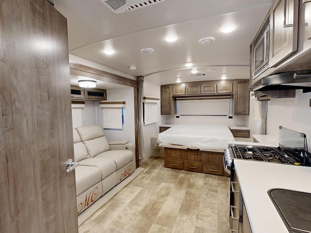 Forest-River-Rockwood-Mini-Lite-2205S-2025-wideliving