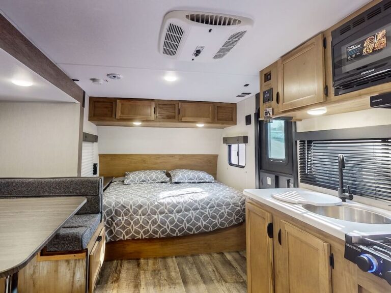 24 ft Travel Trailer Floor Plans for Compact Camping
