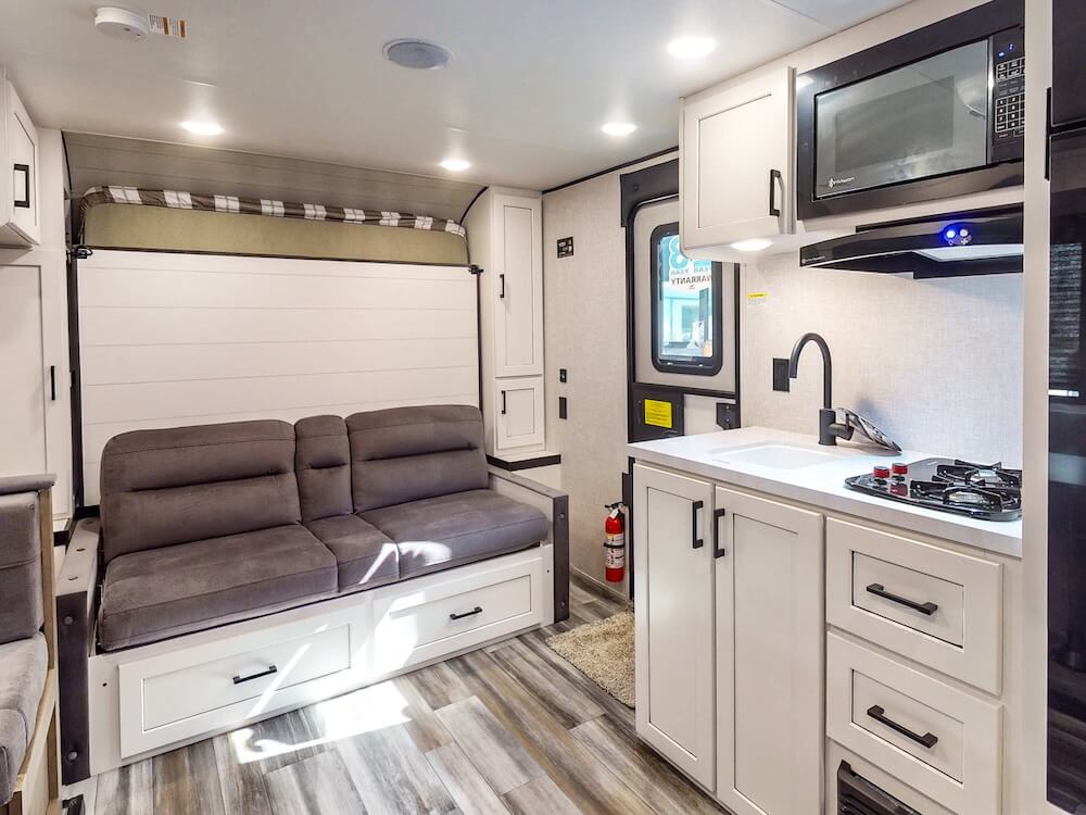 Jayco-Jay-Flight-197MB-2025-extraimage1