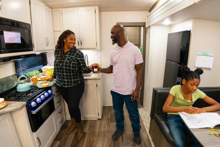 The Best Fifth Wheels for Families in 2024 Camping World Blog