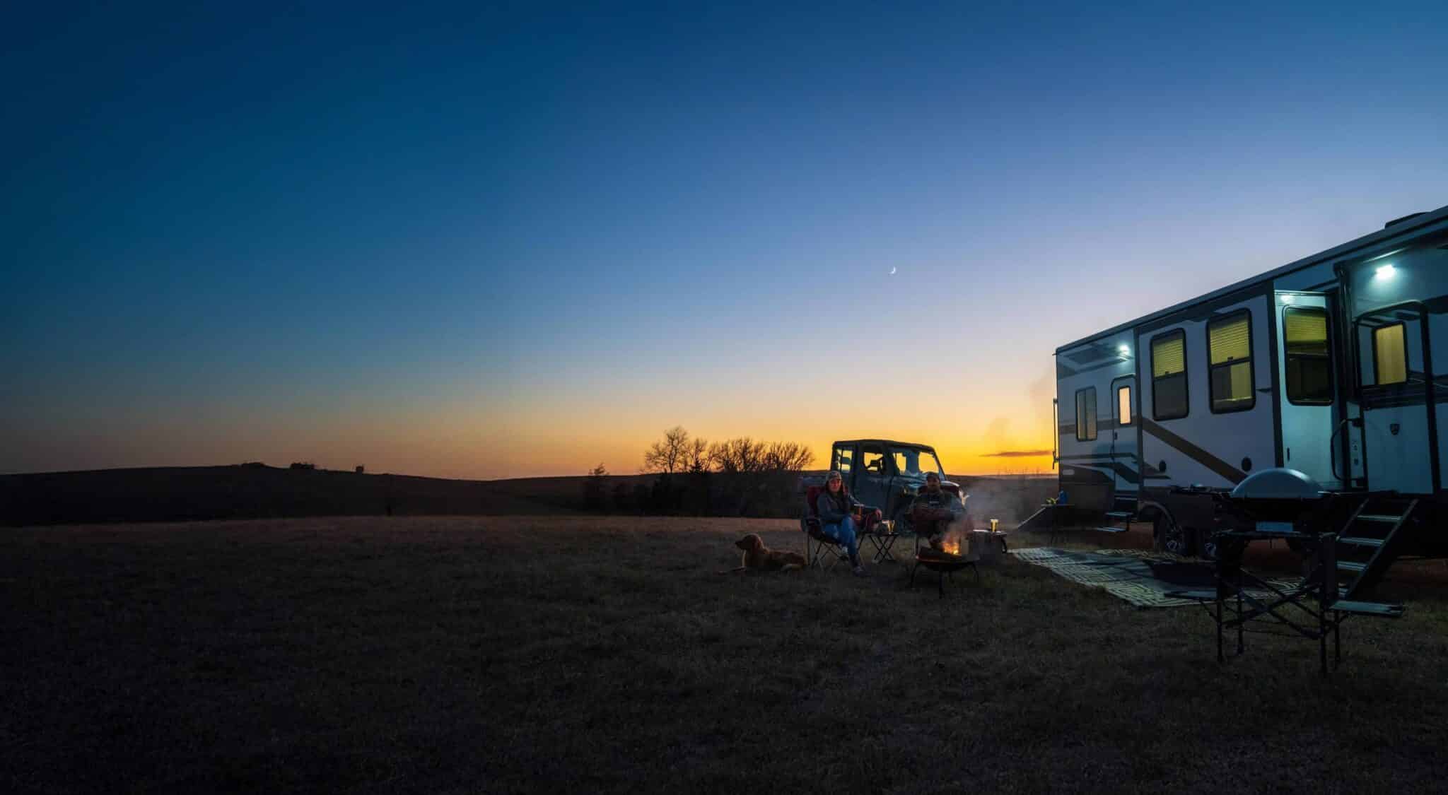 featured-best-fifth-wheel-toy-haulers