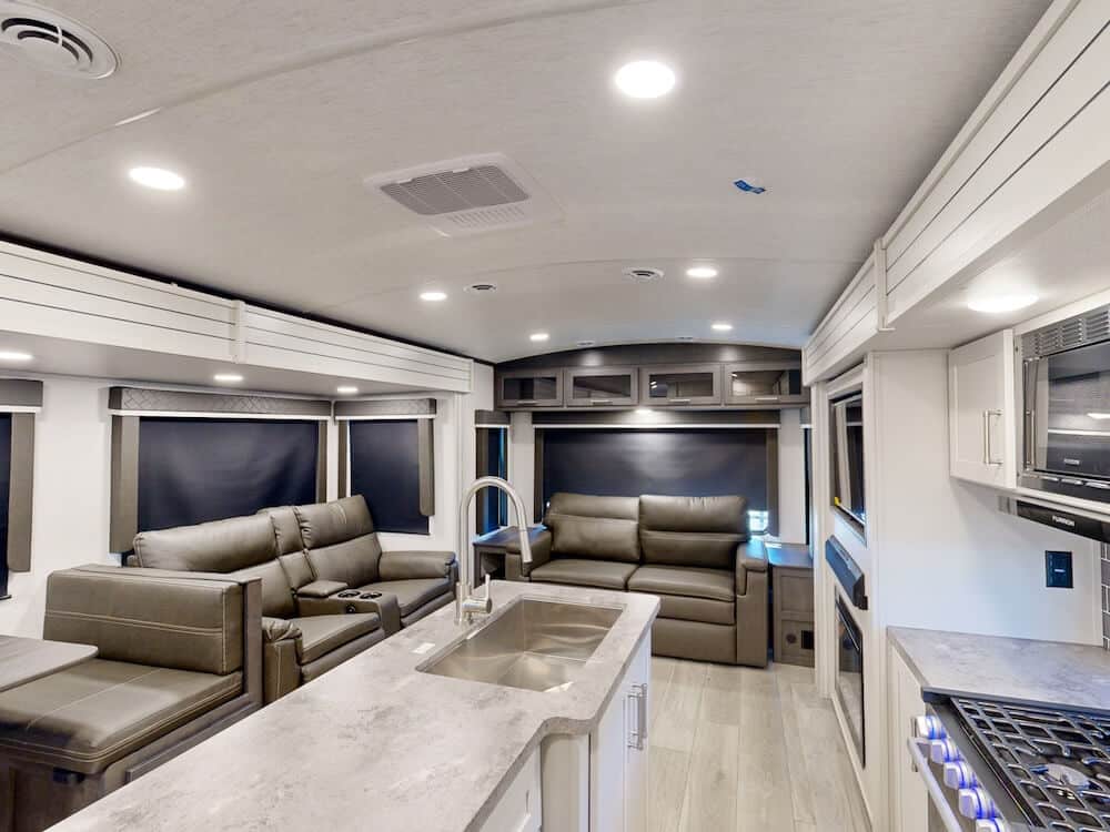 Keystone-Cougar-29RLP-2025-wideinteriorliving rear living travel trailer