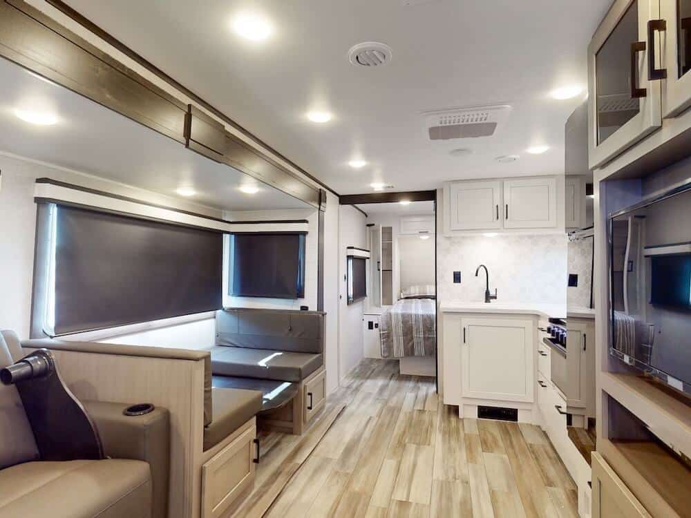 Jayco-Jay-Feather-25RB-2024-wide2