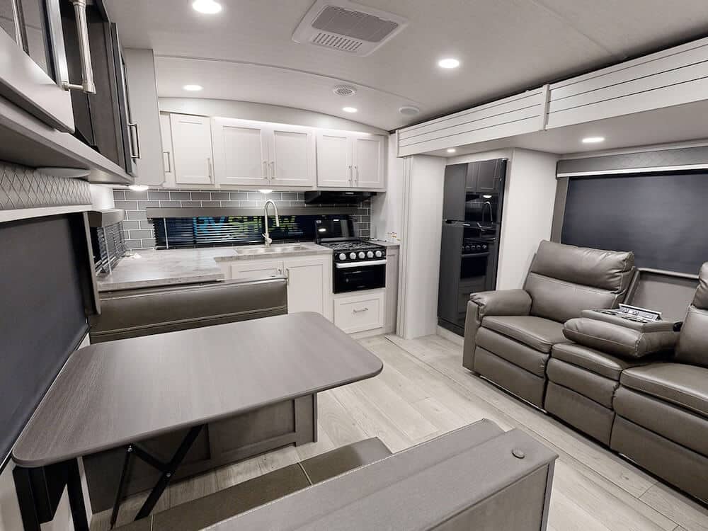 Keystone-Cougar-25MLE-wideliving