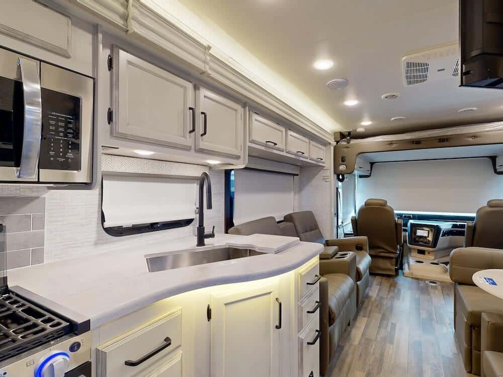 Jayco Alante interior living area