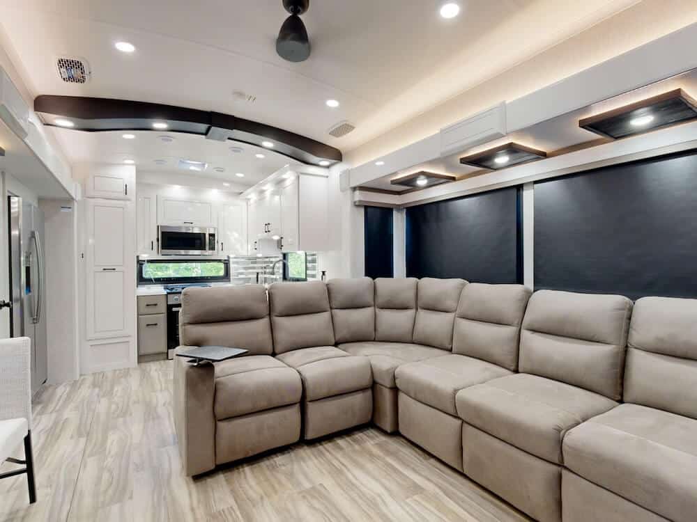 Jayco-Pinnacle-38FBRK-2025-living area