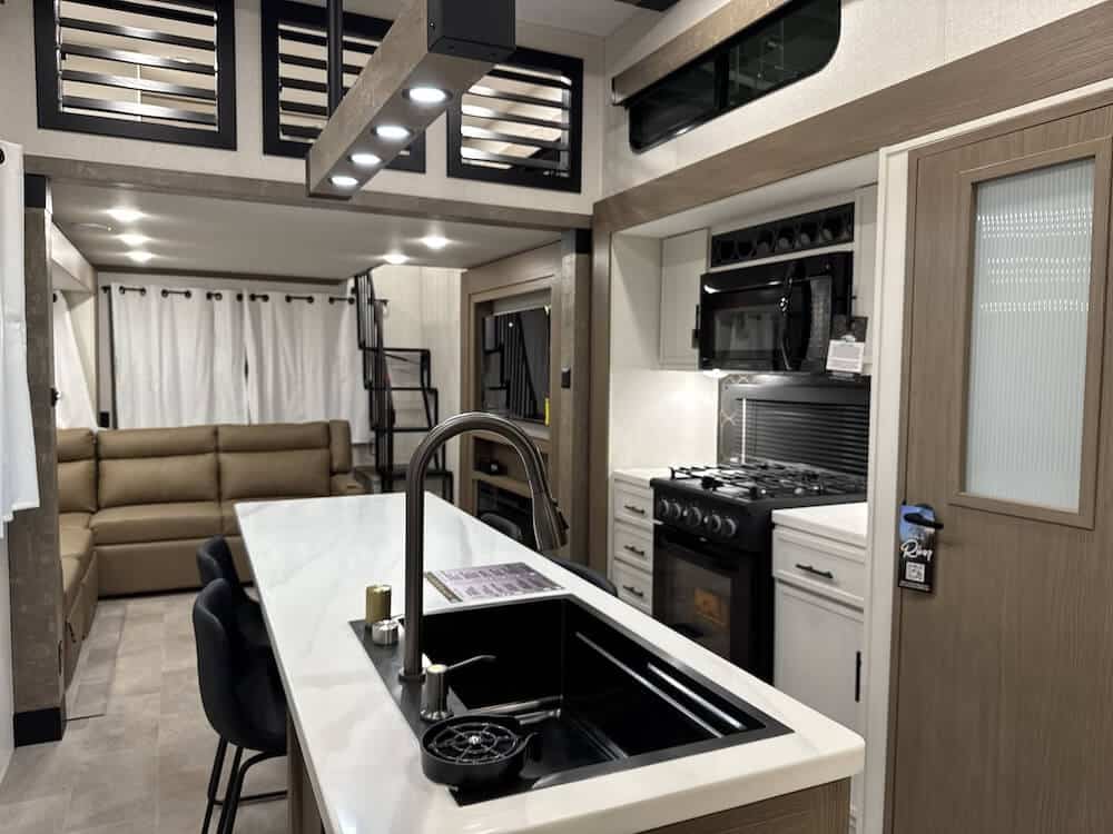 2026_forest_river_impression_44stay_rv819092_impel-capture_close-up_wide-interior-living