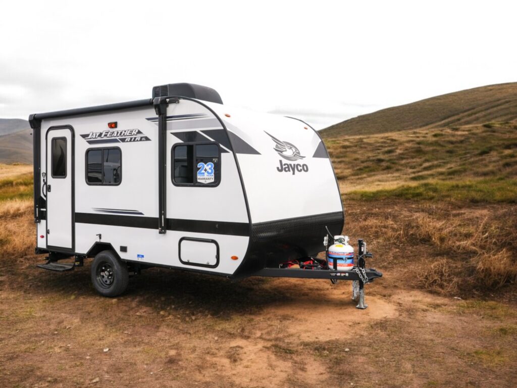 jaycoJayFeatherAirSL15TBSLHero