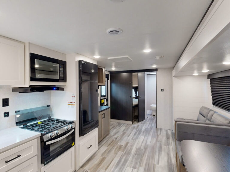 Largest Travel Trailer RVs in 2025