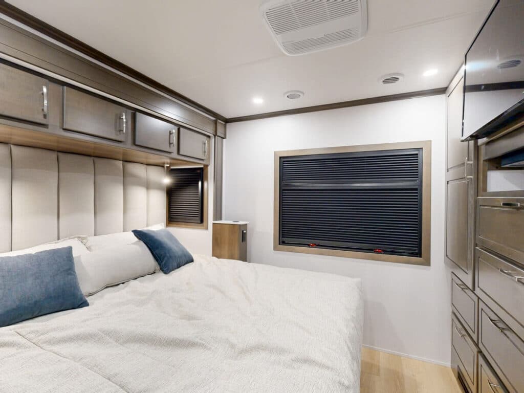 Dynamax-DX3-34KD-2026-bedroom