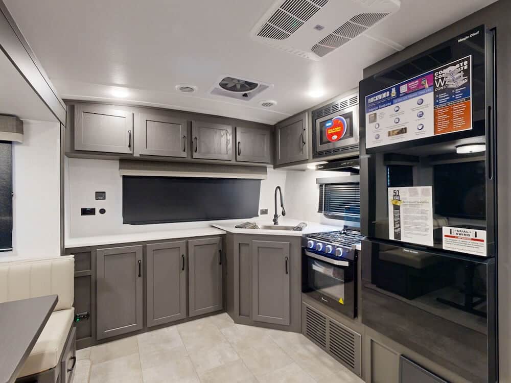 Forest-River-Rockwood-Ultra-Lite-2608BS-2025-kitchen
