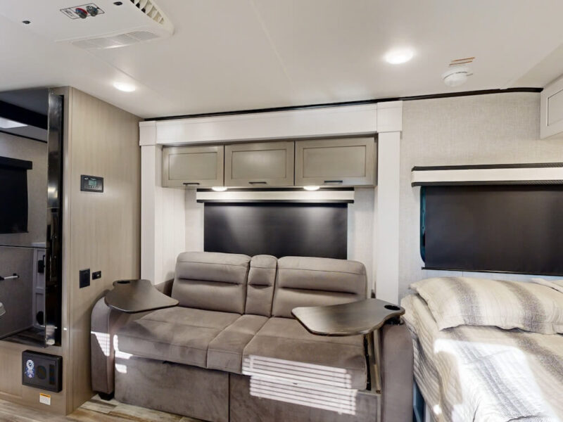 20 Foot Travel Trailer Floor Plans for Couples & Families