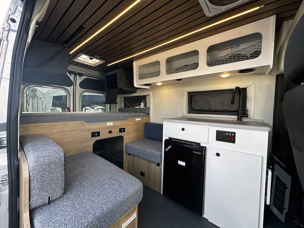 17d wide living
