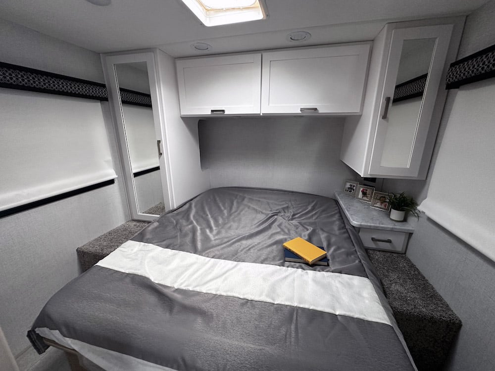 28hzf bedroom