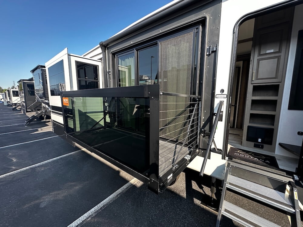 3532SP patio 2