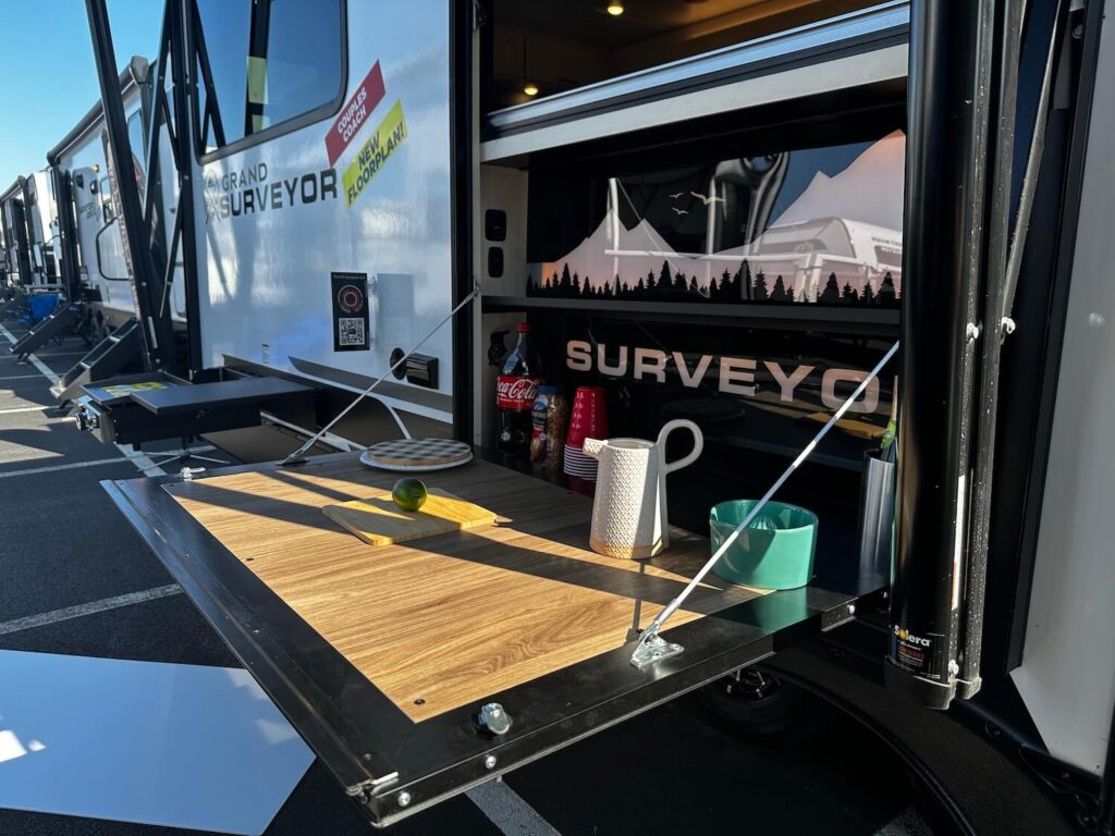 Grand surveyor outdoor kitchen