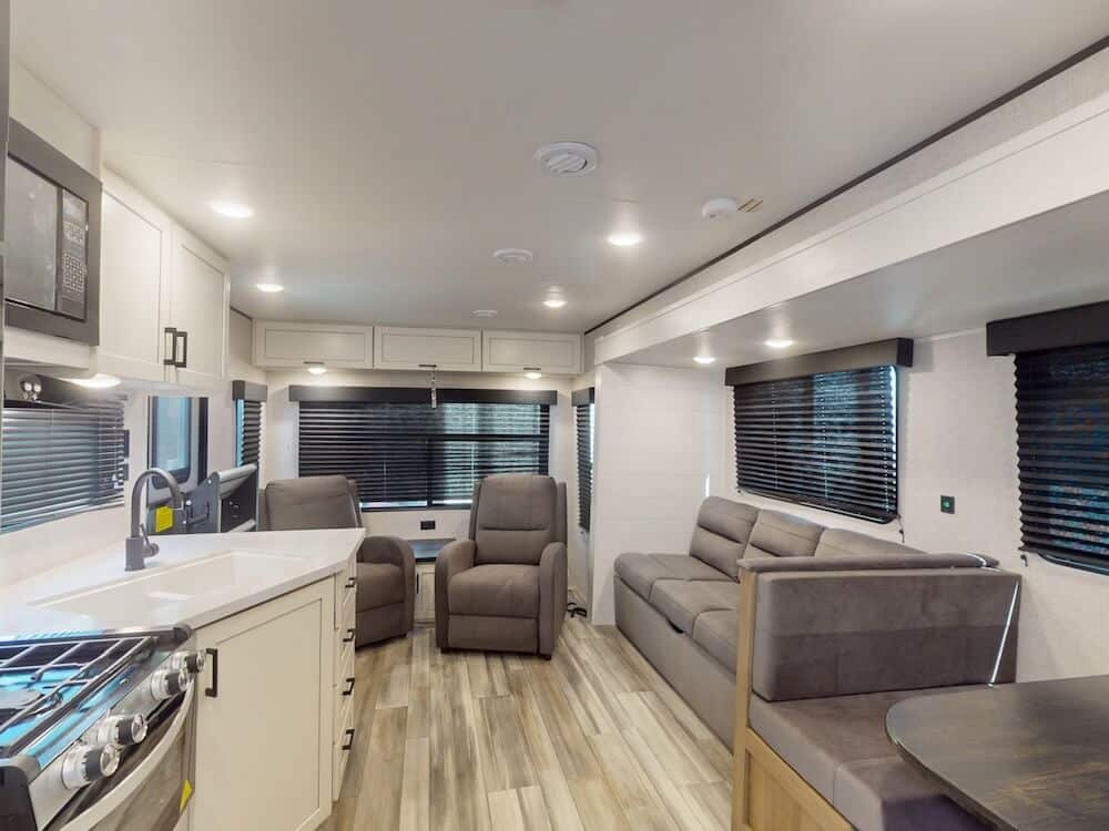 Jayco-Jay-Flight-SLX-262RLS-2025-extraimage2