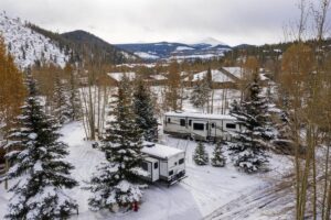 featured-1-what-makes-a-4-season-rv-10-2025