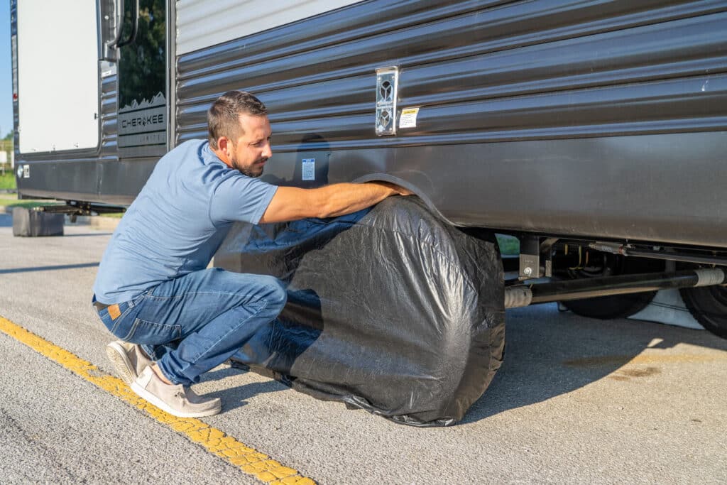 buying-guide-best-rv-tire-covers