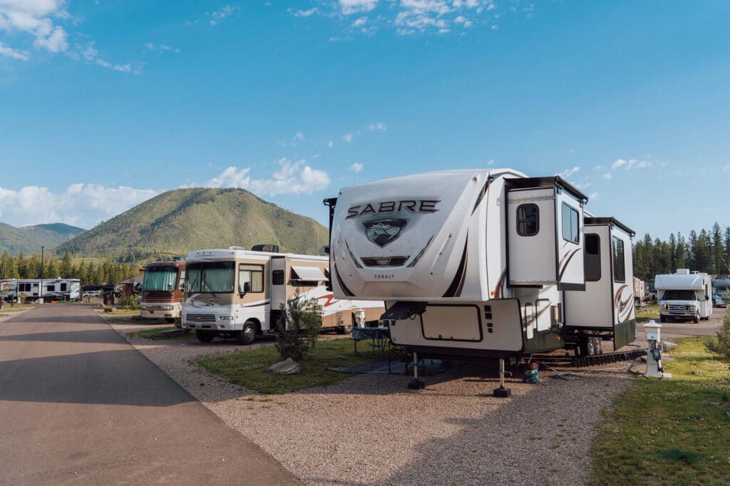 Forest River-4-season-5th-wheel-09-2025