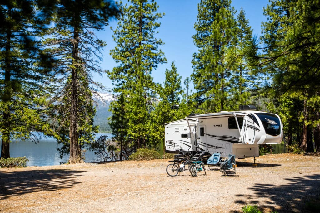 Jayco-4-season-5th-wheel-09-2025