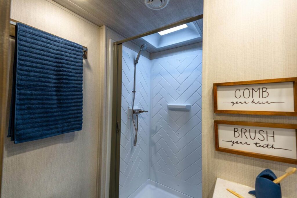 Rv bathroom