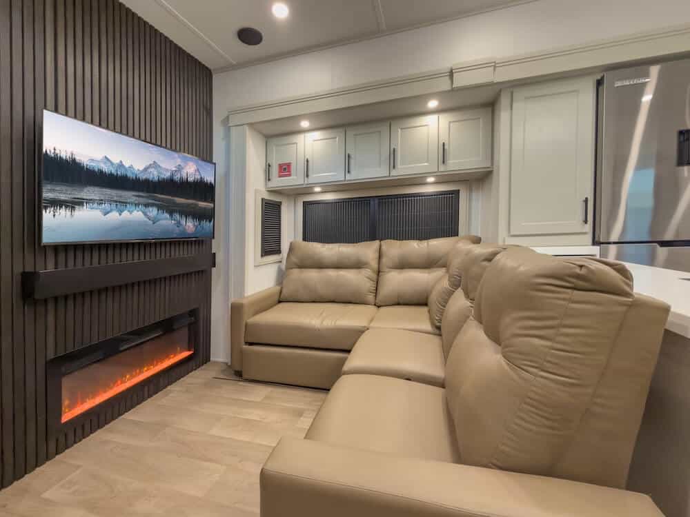 414LJMJ-Living-Room-web