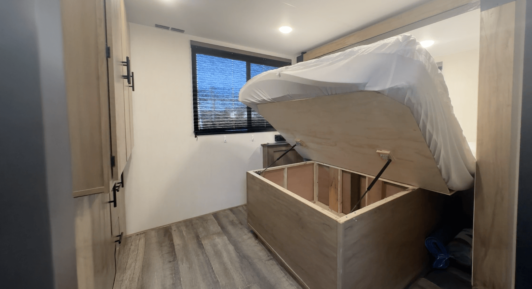 featured bed lift kit install