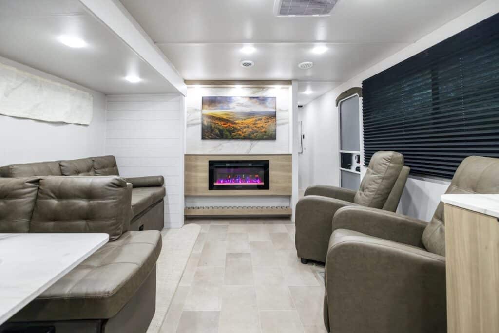 2026-FR-Airelume-270-01 (13) copia