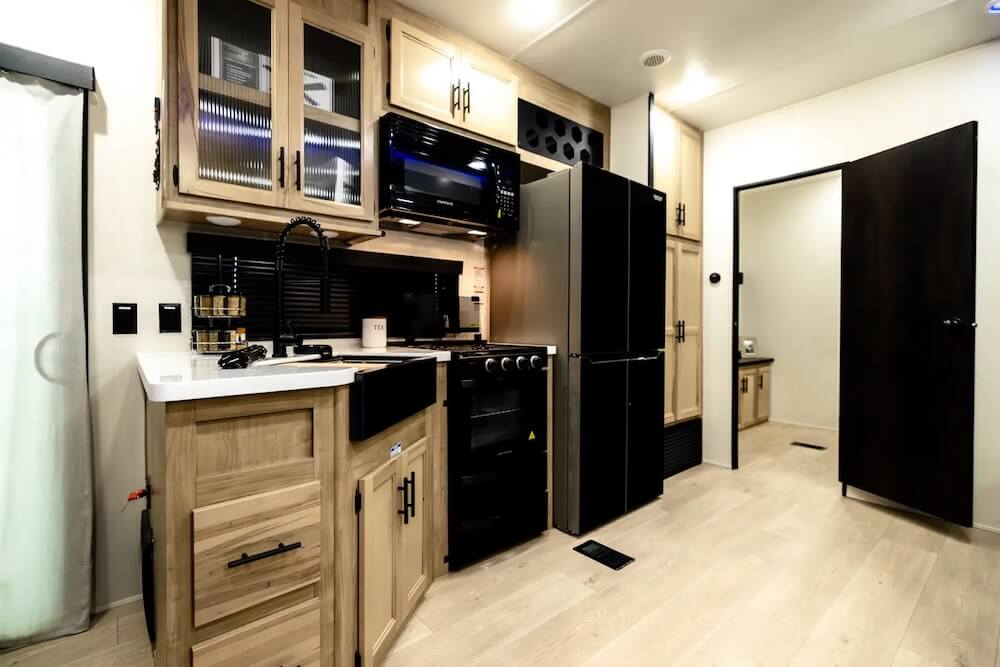 2026 Timberwolf 39HBA 02 Front to back copy