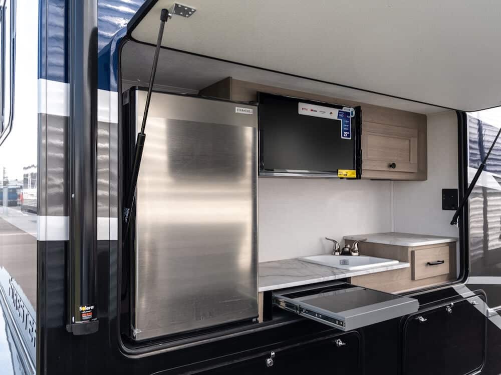 forest_river_Forester_2861DSF_featureODkitchen