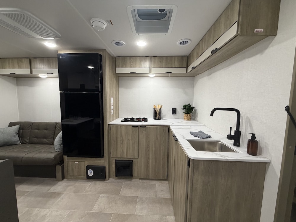 2027 Airelume 232 cocina