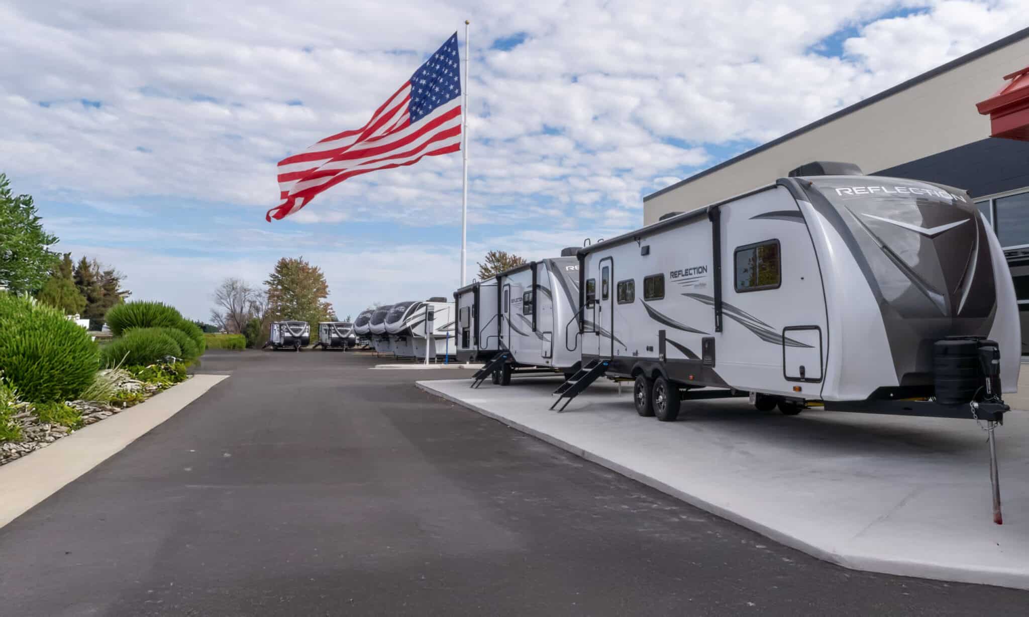 Best Grand Design travel trailers featured image