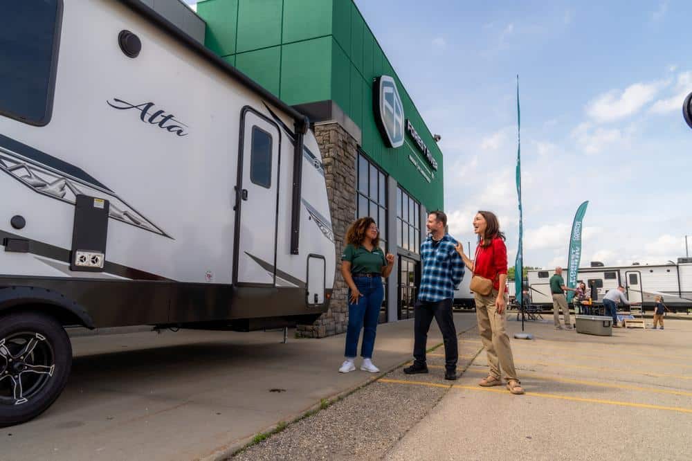 Forest River RV Shopping_CWF02047