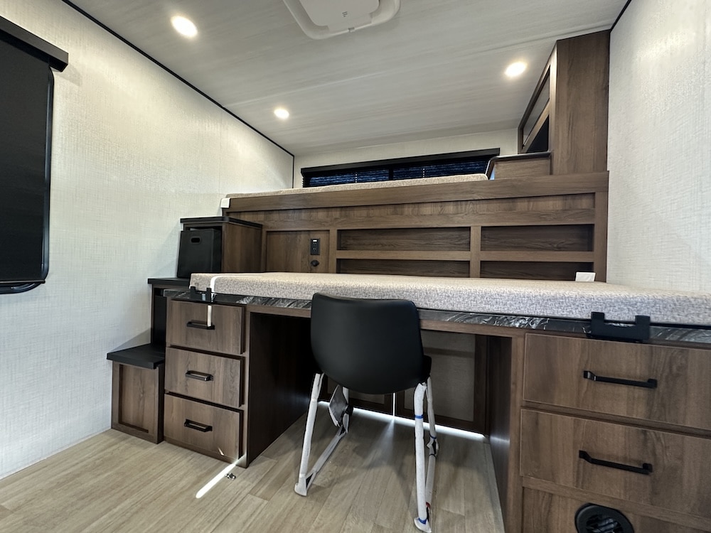 Bullet Crossfire 331WFA bunk room